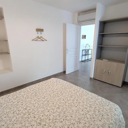 Equipes En Lorraine, Parking Prive - Fr-1-584-351 * Jezainville